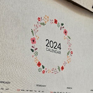 꽃리스-린넨 캘린더커트지 아이보리color 2024년달력  (자수작업 가능) 2size CH-20556